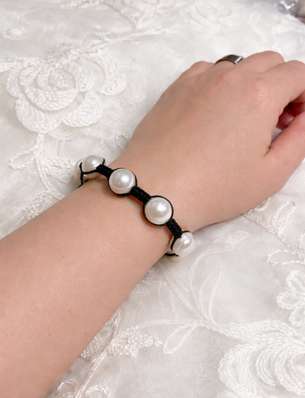 Beautiful Fresh Water Pearl Bracelet in Black Thread