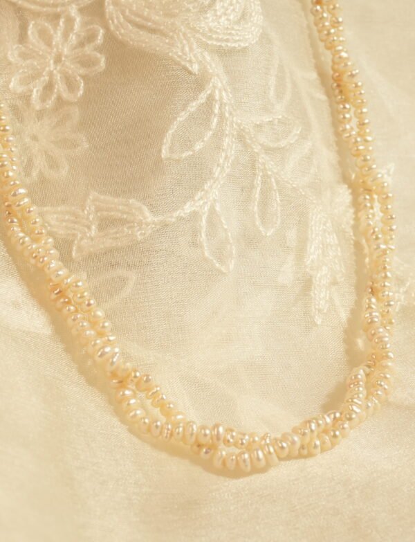 twisted pearl necklace