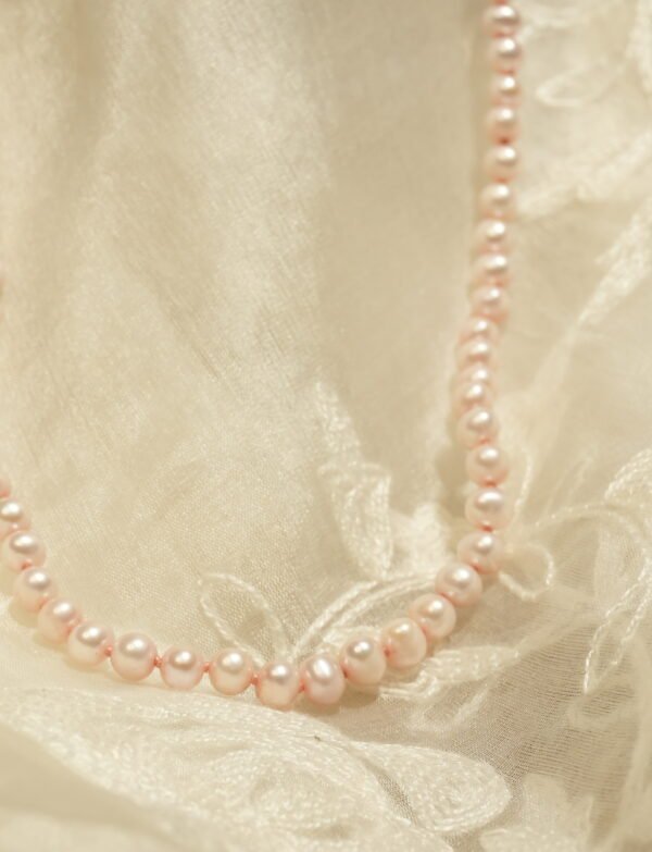 Light Pink Pearl Necklace