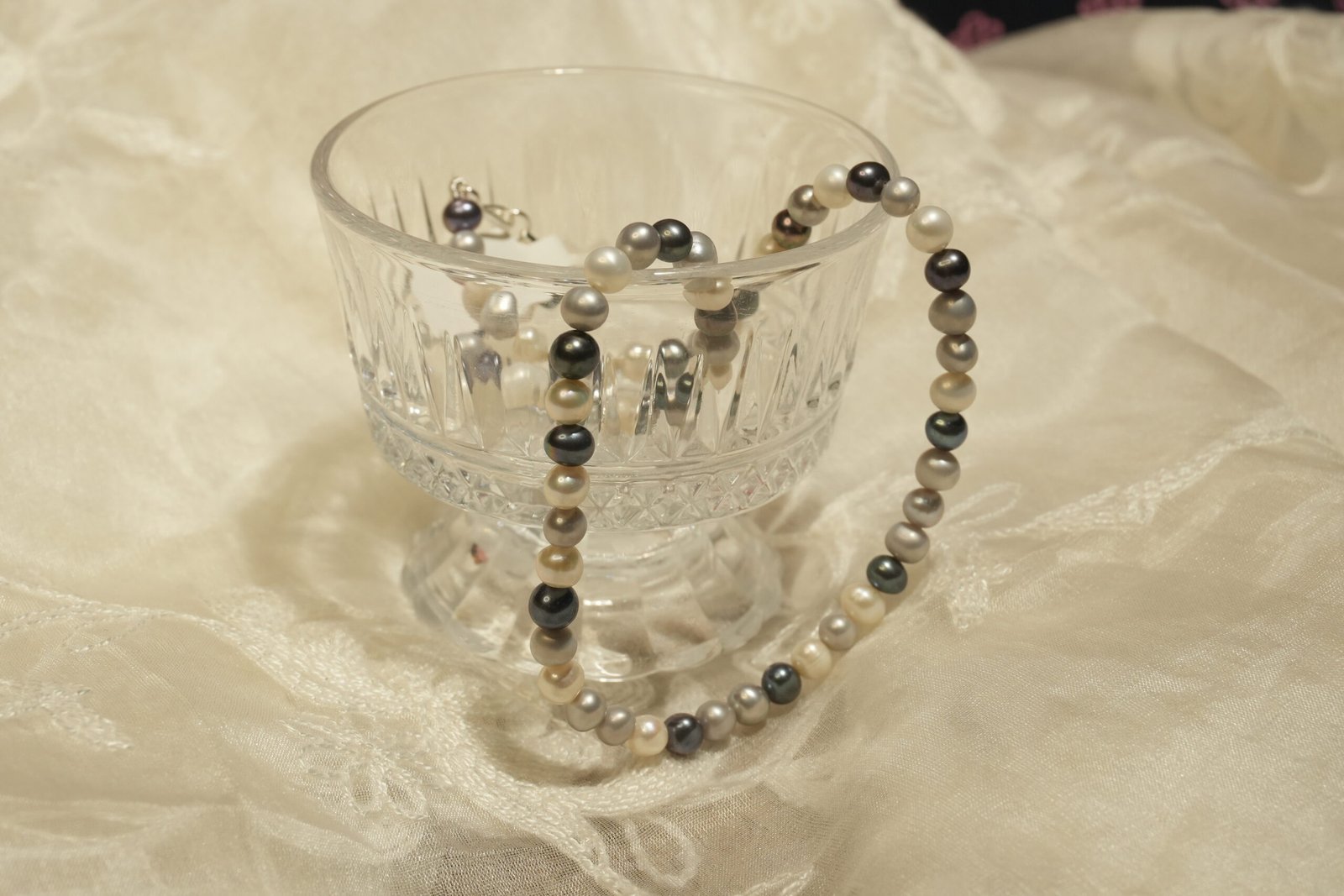 Grey Fresh Water Pearl Necklace - Image 5