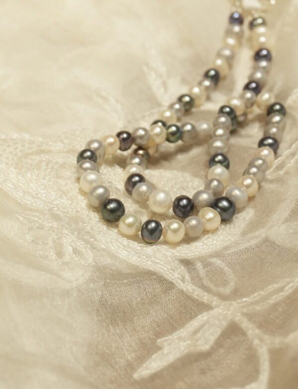 Grey Fresh Water Pearl Necklace