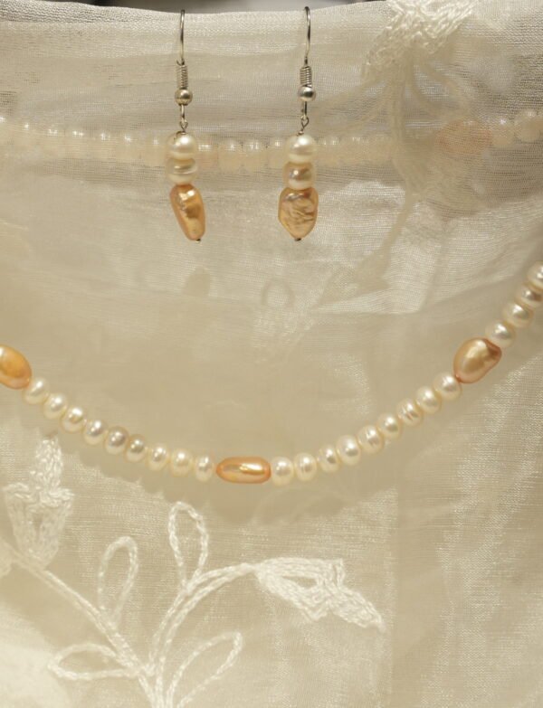 Fresh Water Pearl Necklace With Metal Clasp With Metal Earrings