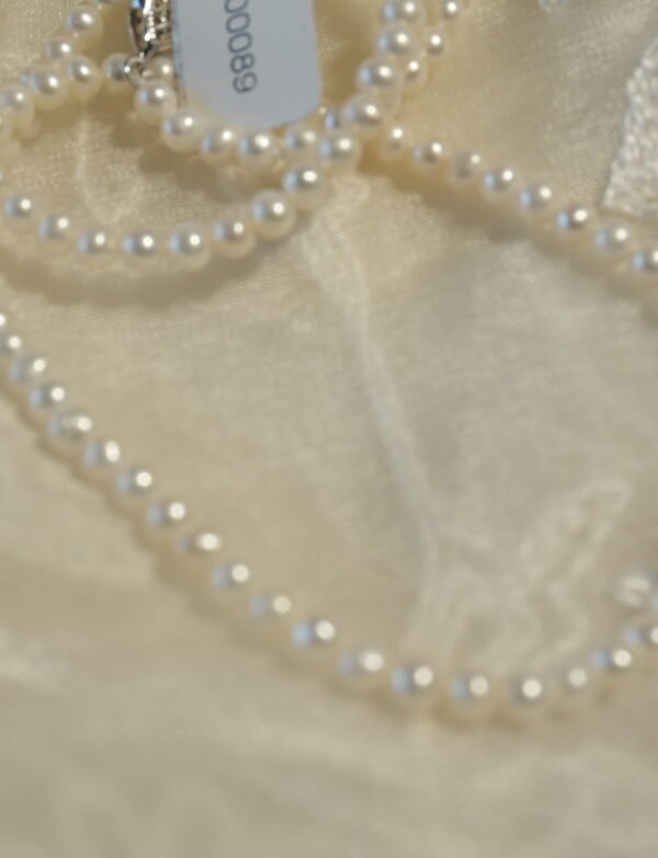 Fresh Water Pearls Necklace With Metal Clasp