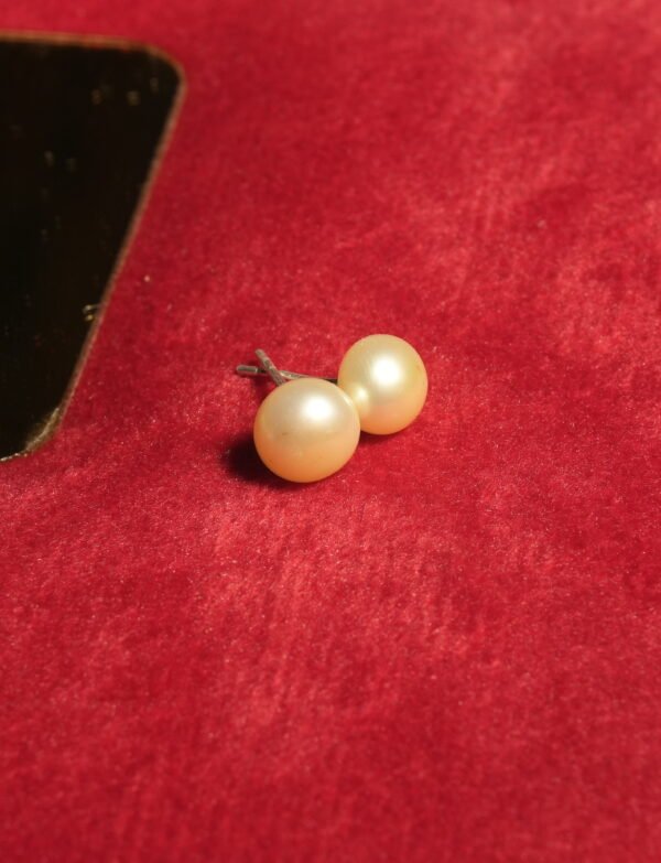Golden Brown Fresh Water Pearl Tops With Silver Stick